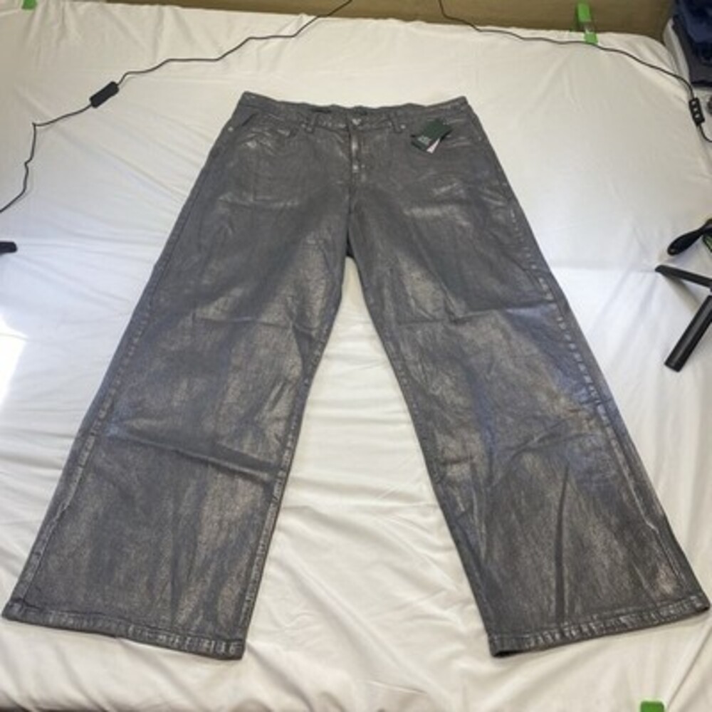 NWT Wild Fable Metallic Silver High-Rise Baggy Jeans Size 16/R